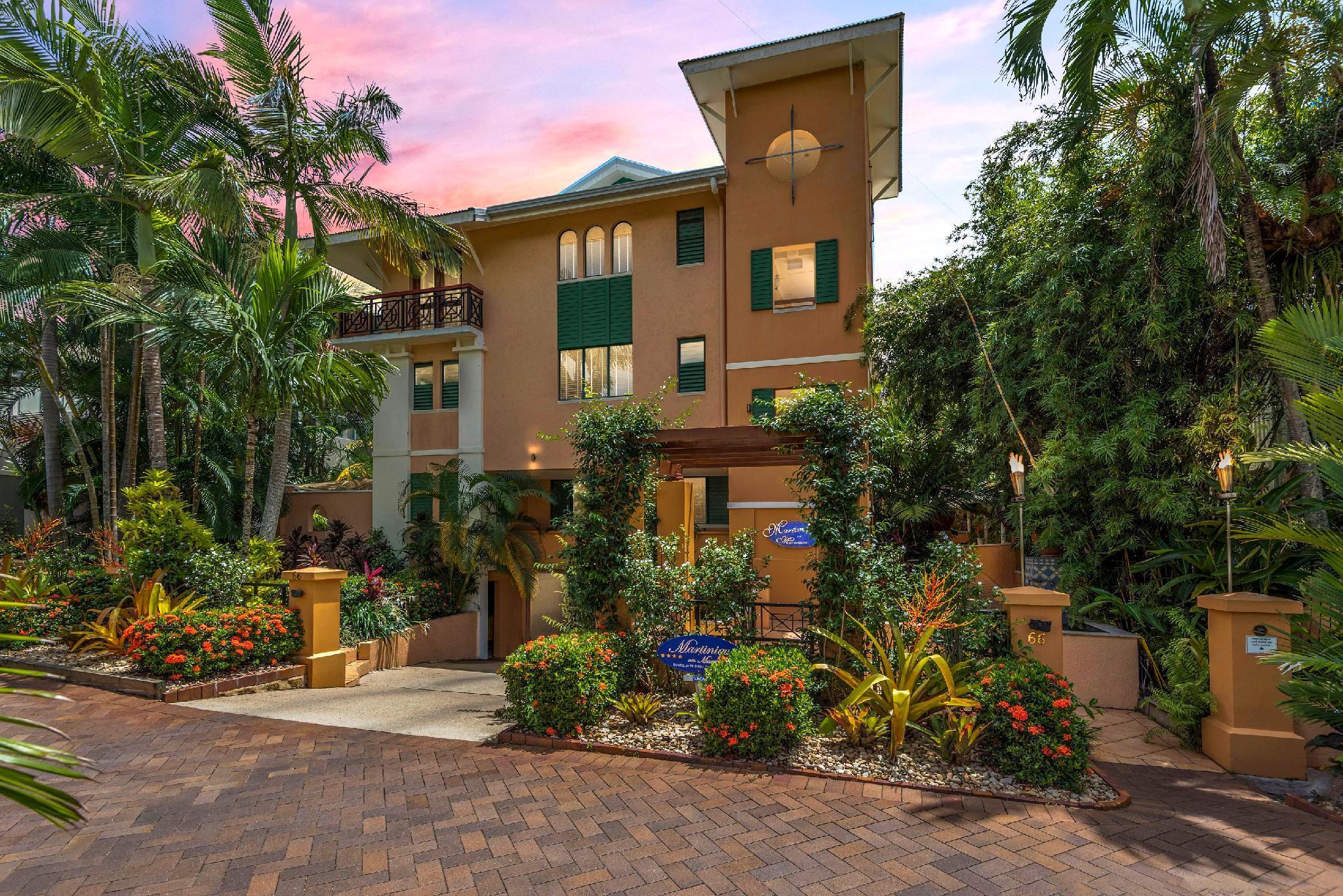 Aparthotel Martinique On Macrossan Port Douglas Exterior foto