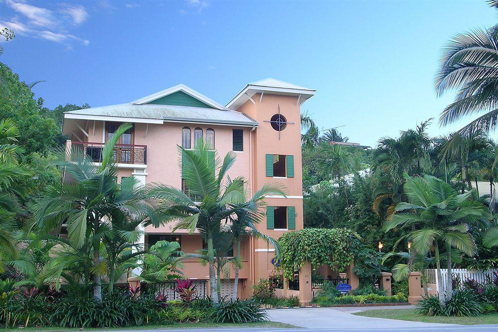 Aparthotel Martinique On Macrossan Port Douglas Exterior foto